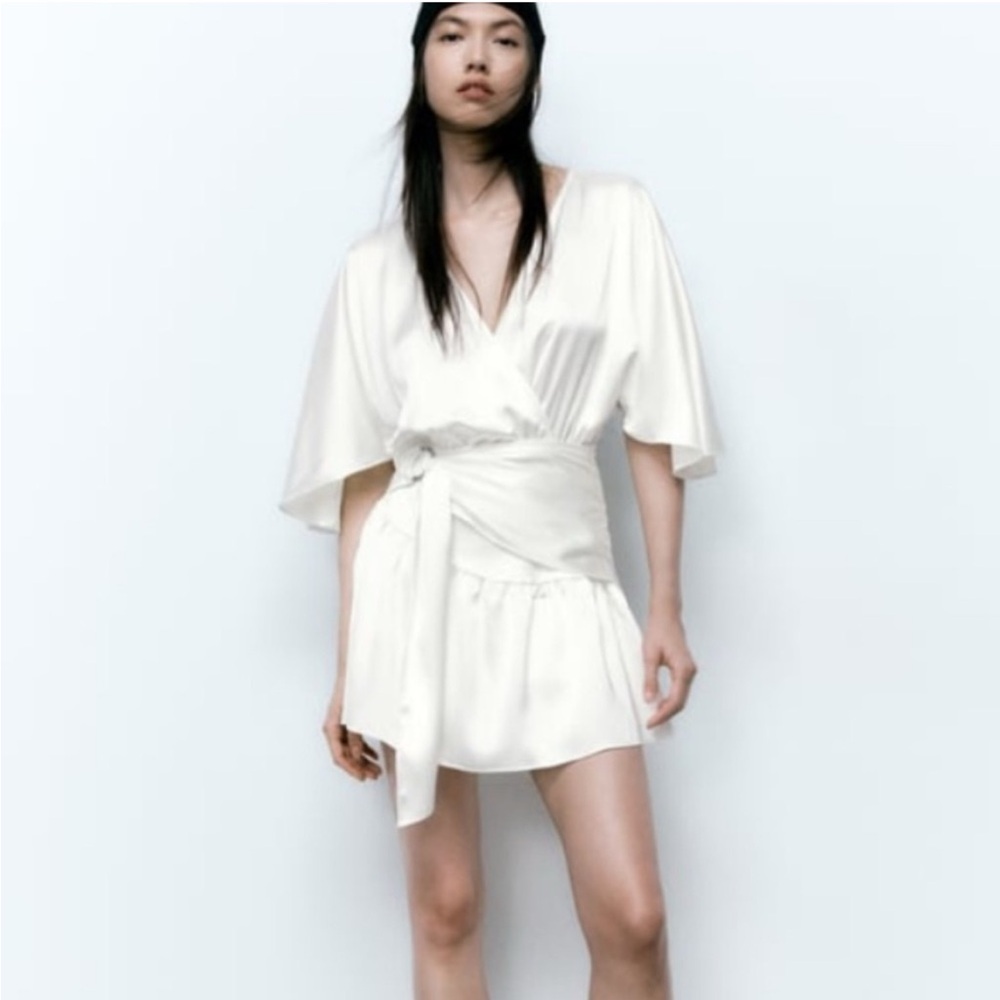 Zara SATIN EFFECT SHORT JUMPSUIT WHITE